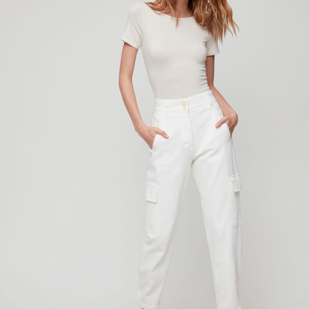 SOLD - Wilfred Free Juliana T-Shirt
